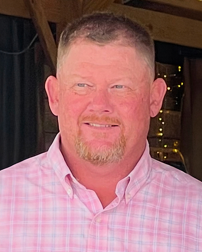 Chris Gentry - Master Putting Green Builder